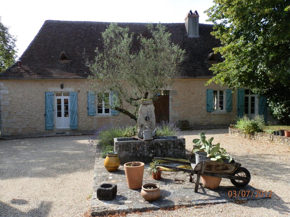Gite De La Pouvellerie Fossemagne Kültér fotó